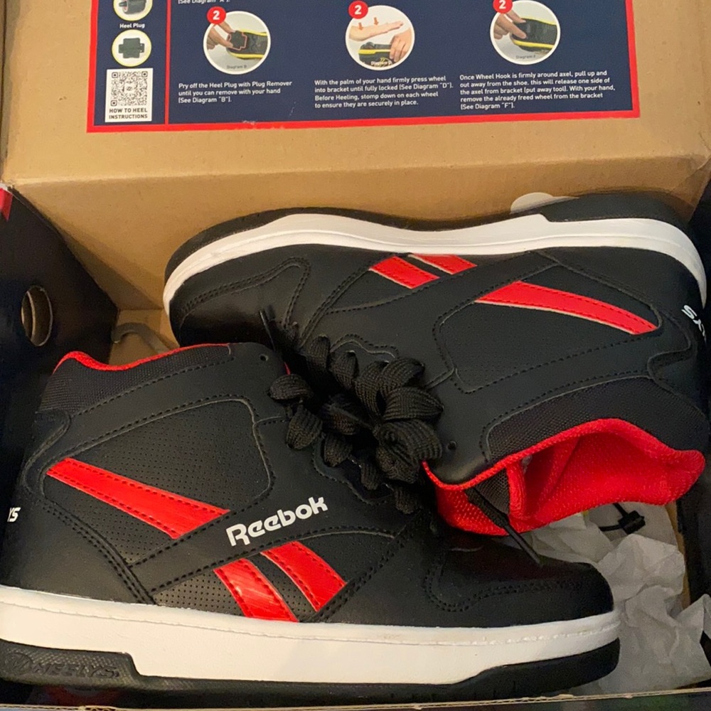 Reebok Heelys